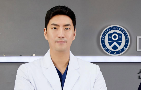Dr. Kang In Won