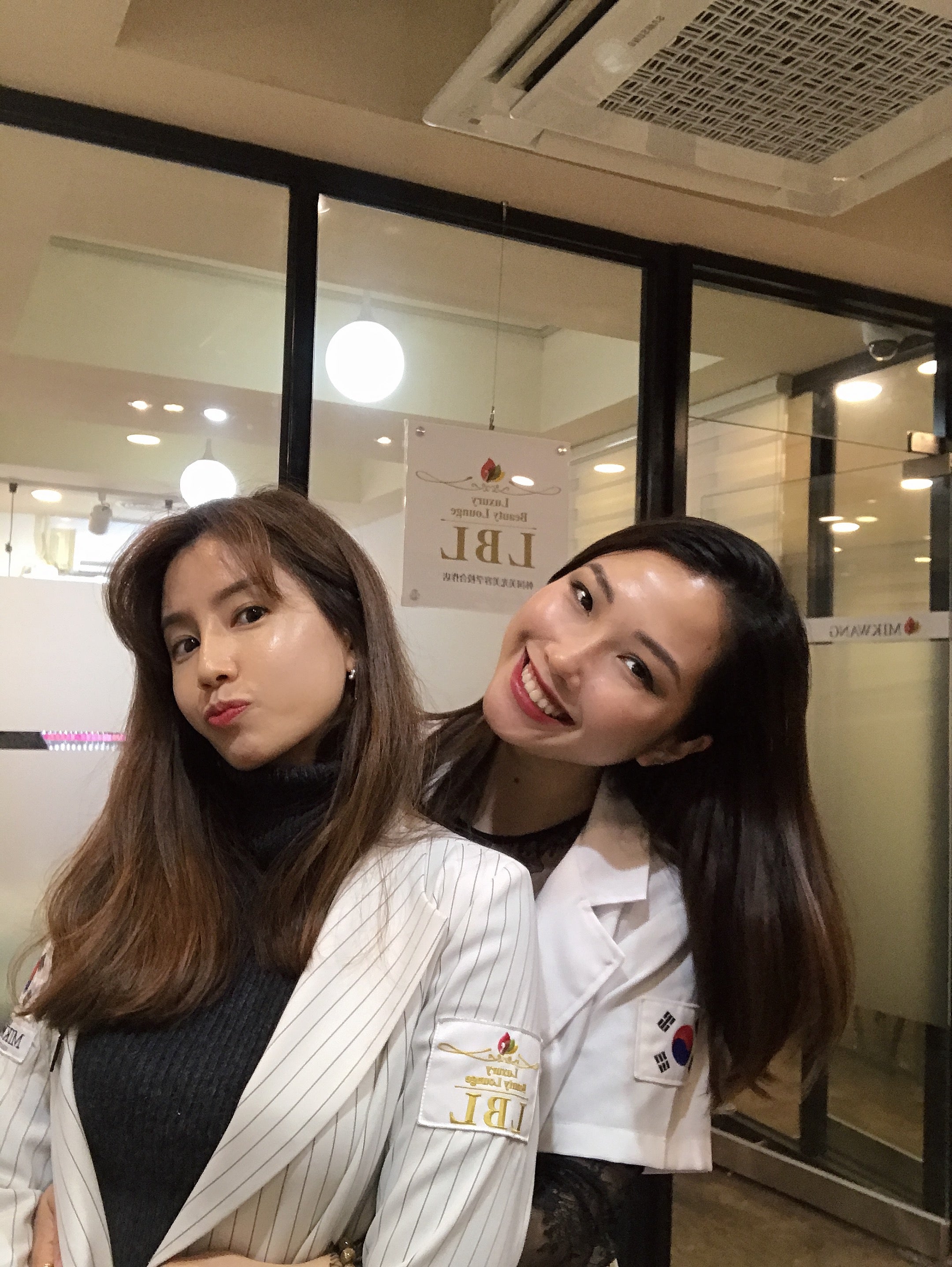Story of sarah hien tran CEO of glamjet.com.au starting glamjet. A light bulb moment happens when she studies aesthetic there. That's why we have the birth of a global beauty and medical tourism platform like glamjet today