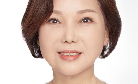 Look Youthful And Fresh