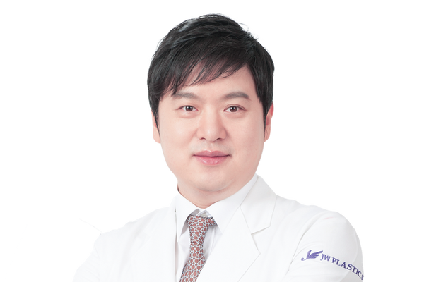 Dr. Hong Lim Choi